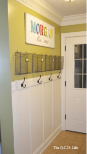 remodelaholic-mudroom-entryway-organizing