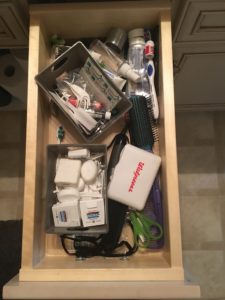 organized-bathroom-cabinets