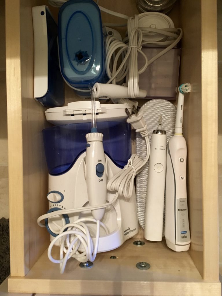 organized-bathroom-drawers