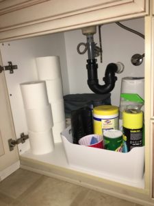 organized-bathroom-cabinets