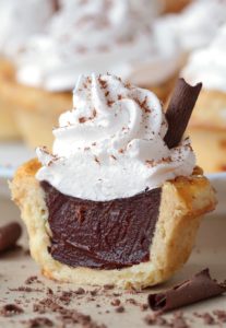 chocolate-cream-pie-bites