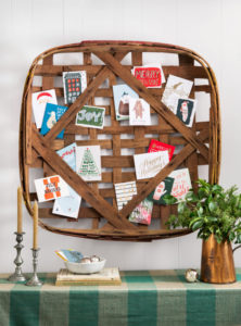 tobacco-basket-christmas-card-display