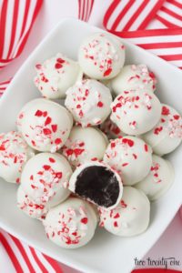 peppermint-oreo-truffles