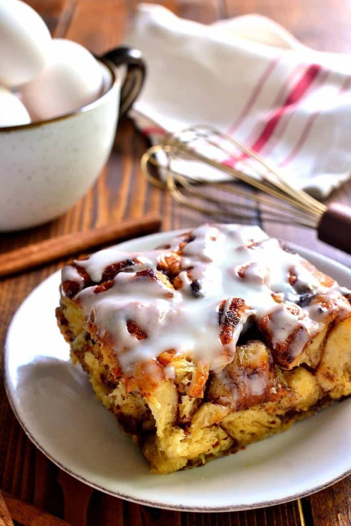 Cinnamon-Roll-French-Toast-Casserole