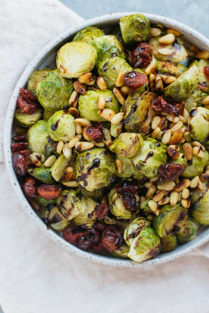 roasted-holiday-brussel-sprouts