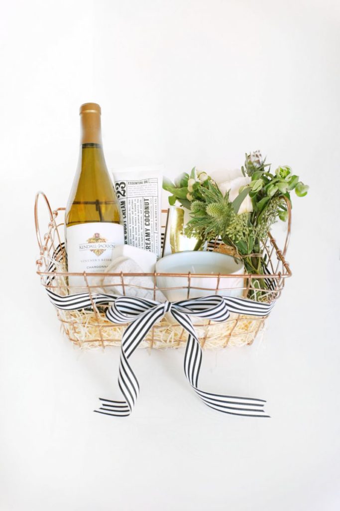 spa-holiday-gift-basket