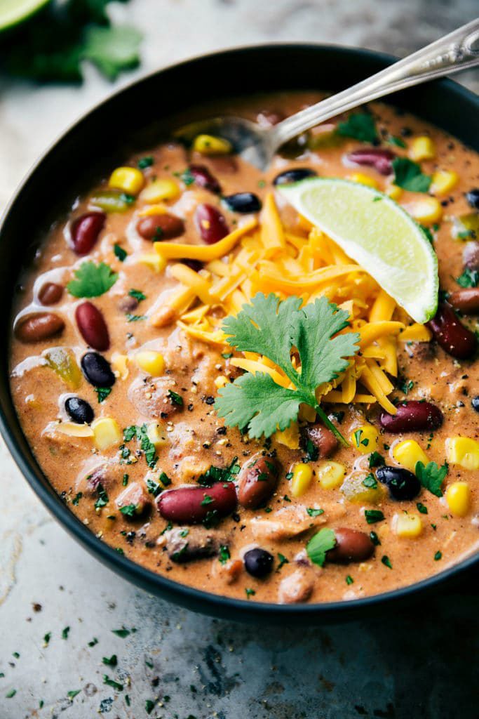 CROCKPOT-TACO-CHICKEN-CHILI-Dump-it-and-forget-about-it-crockpot-creamy-chicken-taco-chili-with-chicken-lots-of-beans-and-veggies-and-plenty-of-good-spice