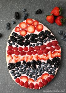 easter-egg-fruit-pizza