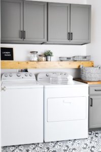 Modern-Farmhouse-Laundry-Room