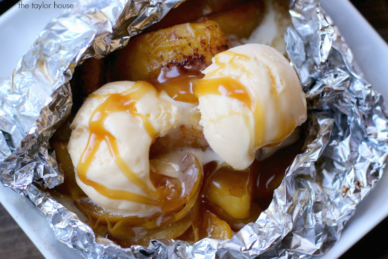 grilled-peaches-in-foil