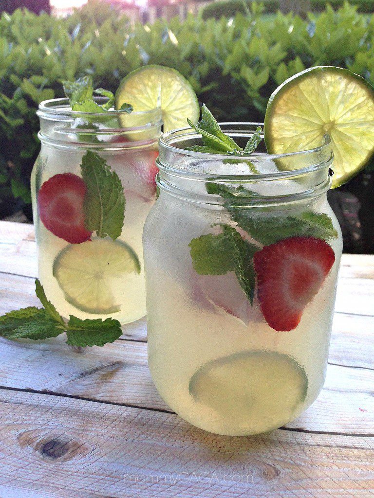 Stoli-Vodka-Mint-Lemonade-Summer-Drinks