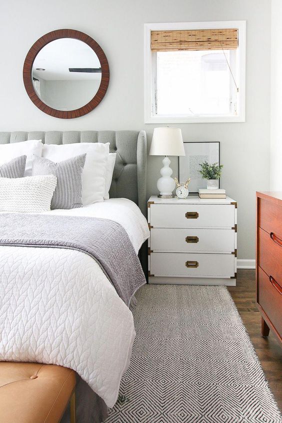 simple-neutral-bedroom