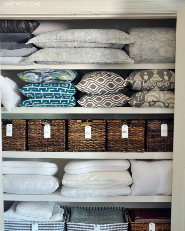 organized-linen-closet